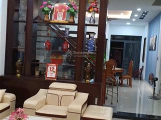 Nhà hoàn thiện đầy đủ nội thất, 100m2 nhà 3 tầng 8,7 tỷ