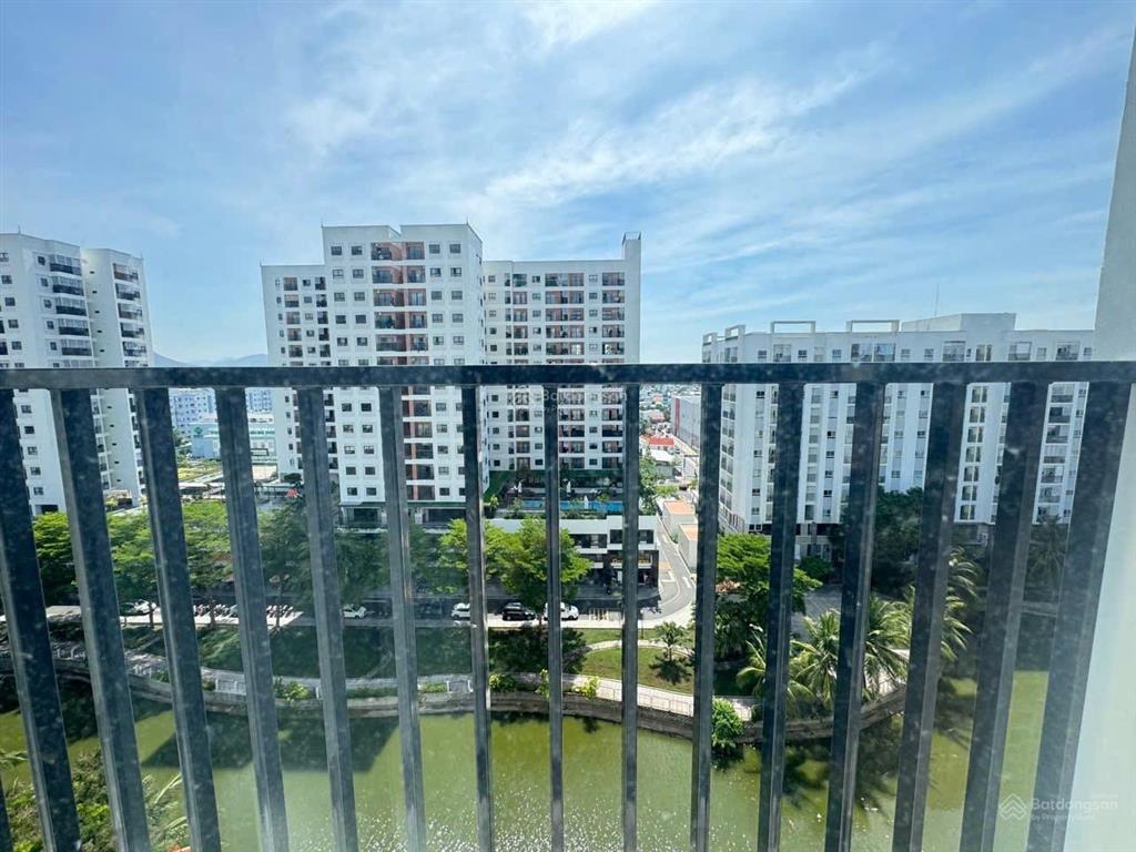 Hiếm, căn 73 m2, 2 pn, 2 wc, view hồ, nội thất cao cấp giá chỉ 4,55 tỷ, 0906 549 *** sơn