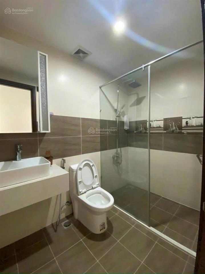 Bán căn hộ 79,2 m2, 3 pn, 2 wc, view đông nam đầy đủ nội thất giá 4,35 tỷ,  0906 549 *** sơn
