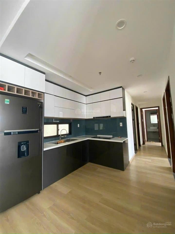 Bán căn hộ 79,2 m2, 3 pn, 2 wc, view đông nam đầy đủ nội thất giá 4,35 tỷ,  0906 549 *** sơn