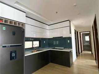 Bán căn hộ 79,5 m2 , 3 pn , 2 wc ,view đông nam đầy đủ nội thất giá 4,35 tỷ ,  0906 549 *** sơn