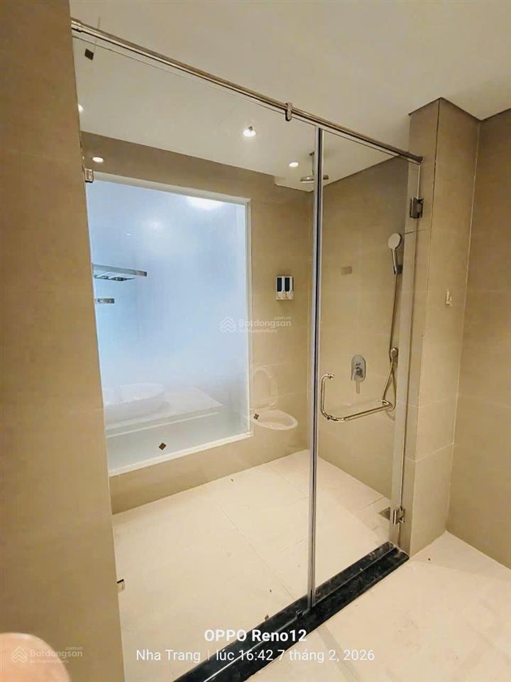 Căn hộ 50 m² studio, view xéo biển, đã có sổ, giá tốt hiện tại chỉ 4,95 tỷ,  0906 549 ***