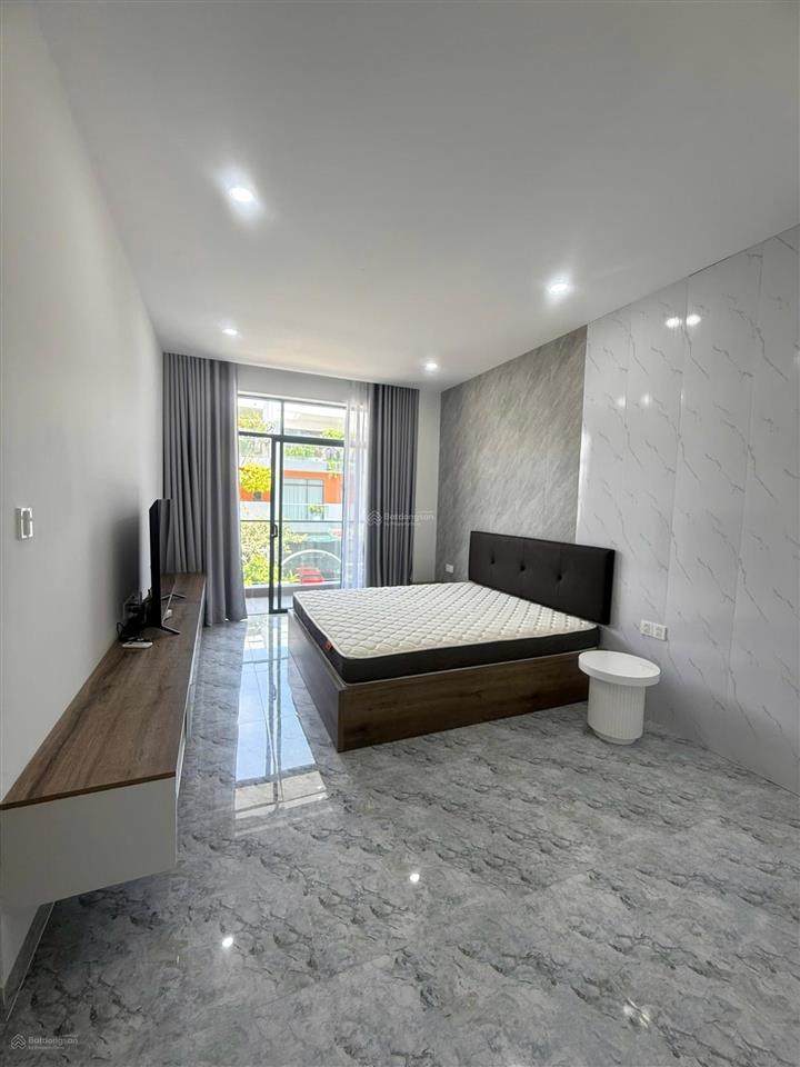 Cho thuê nhà nguyên căn kđt mỹ gia gói 8 the capella, nhà full nội thất đẹp 24 triệu /tháng