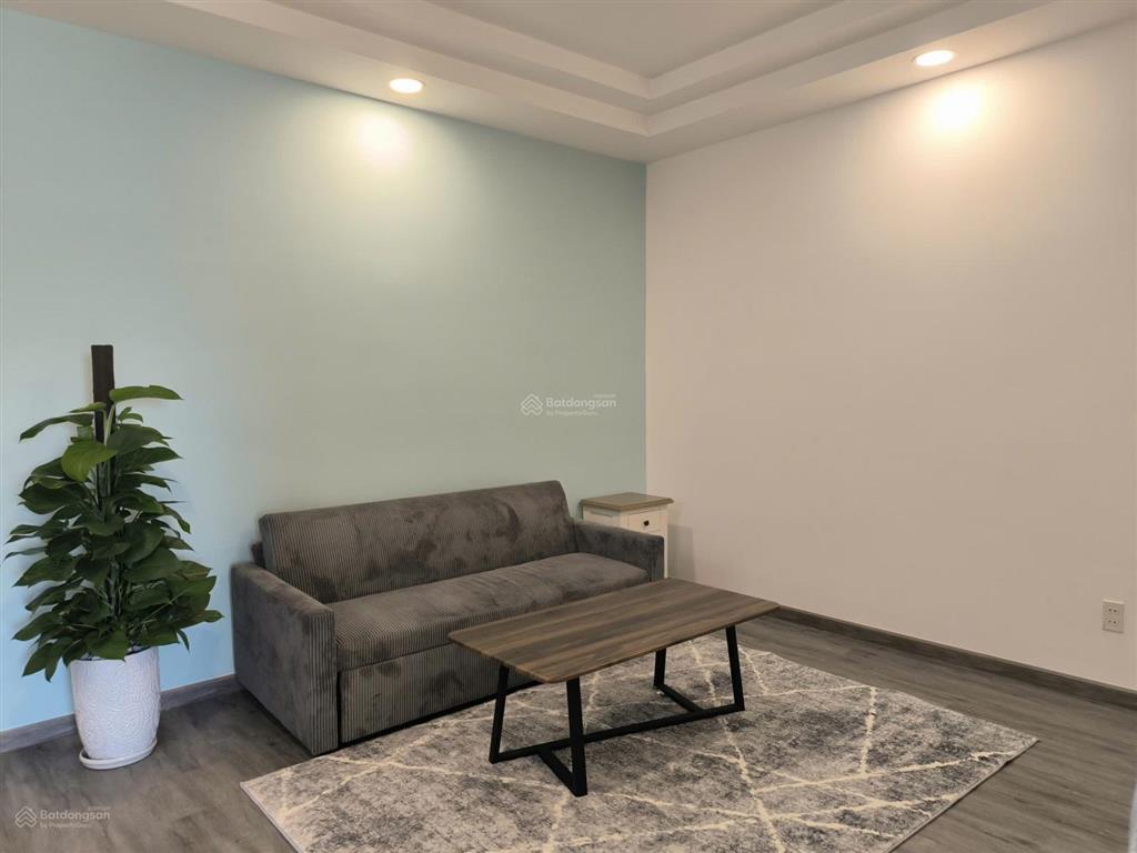Quá rẻ, căn hộ 68 m2, 2 pn, 2 wc, view sông, đầy đủ nội thất giá chỉ 2,75 tỷ,  0906 549 ***