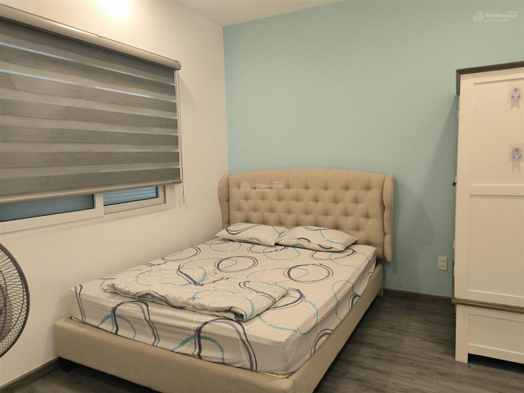Quá rẻ, căn hộ 68 m2, 2 pn, 2 wc, view sông, đầy đủ nội thất giá chỉ 2,75 tỷ,  0906 549 ***