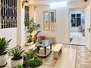 Bán 4 tầng mặt tiền đường cao văn bé  nha trang , gần mường thanh viễn triều gần biển . 10 tỷ