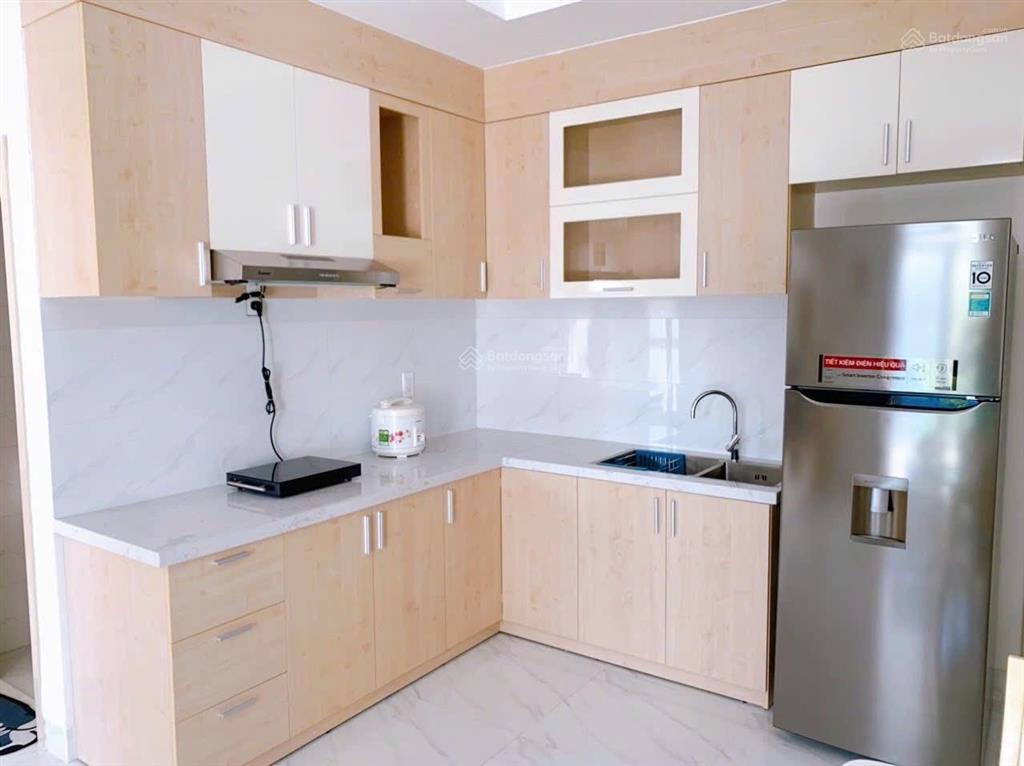 Bán căn hộ 63 m2, 2 pn, 1 wc, ban công rộng, đầy đủ nội thất giá chỉ 3,1 tỷ,  0906 549 *** sơn
