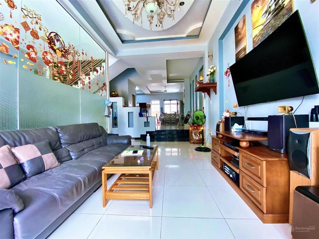 Biệt thự mini  ngay lê văn việt, tăng nhơn phú a, quận 9  130m2