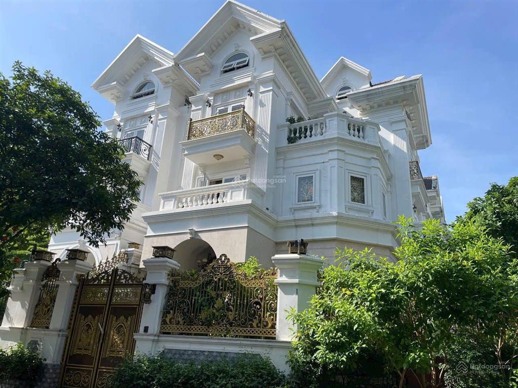 Chính chủ cần bán nhà đường lê văn sỹ  trần quang diệu, p12, q3, dt 9x22m, kc 3t giá 40 tỷ