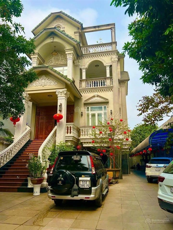 Bán nhà 38 nguyễn văn trỗi, p15, q. phú nhuận dt 8x24m kc 2 tầng giá 30 tỷ nay bán 22 tỷ