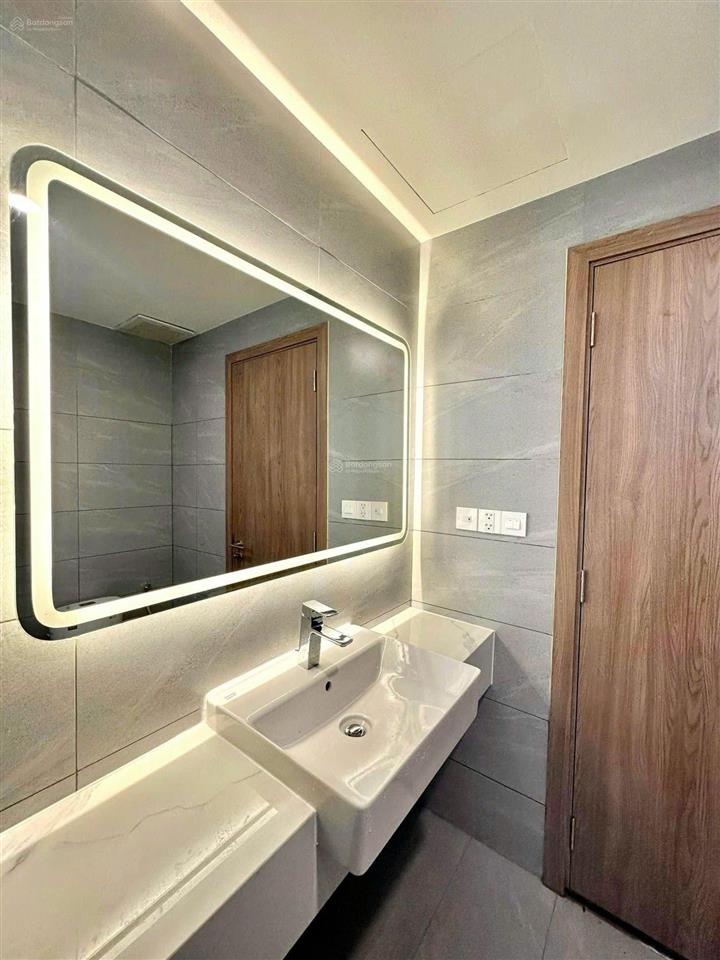 Cần bán gấp căn hộ saigonsouth residences