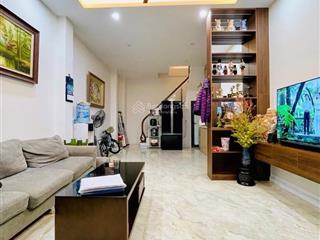 Bán nhà trần quốc vượng, dt52m, ô tô, gần phố, 2 thoáng, vừa ở vừa kinh doanh.