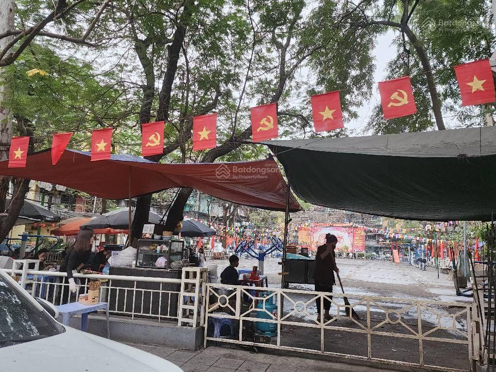 Bán nhà mặt phố nghĩa tân, dt 55m2, ô tô vào nhà, kinh doanh đa dạng