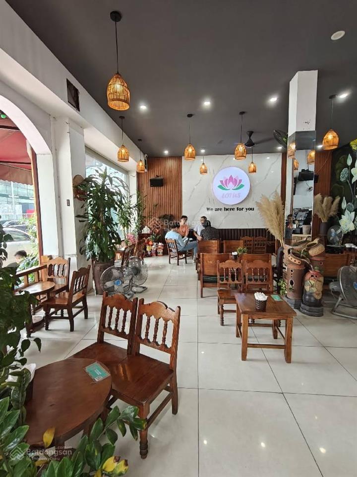 Bán nhà mặt phố trần vỹ, view hồ, lô góc, 3 ô tô tránh, kinh doanh .