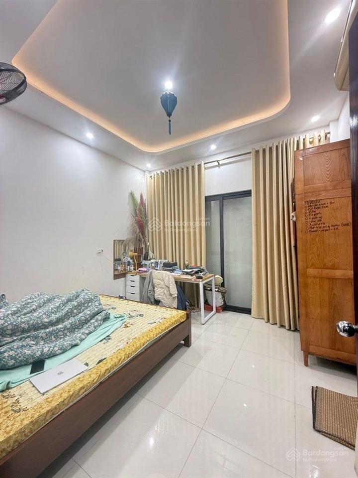 Bán nhà phố trung kính, dt65m, dân xây, ô tô qua nhà, kinh doanh, 29 tỷ.