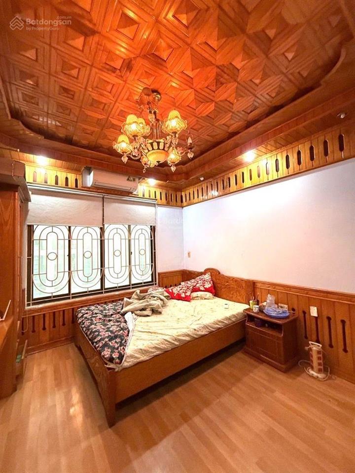 Bán nhà mặt phố đường láng, dt62m, 6 tầng thang máy, 2 thoáng trước sau, kinh doanh