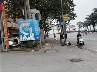 Bán đất phố văn cao, dt46m, ô tô vào nhà, sát hồ tây, 17,8 tỷ