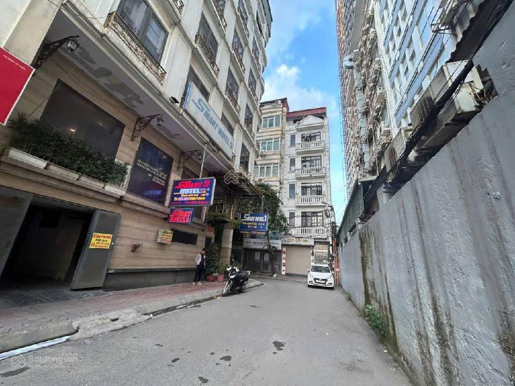 Bán nhà phố nguyễn chánh, dt70m, mt4,5m, phân lô, ô tô tránh, kinh doanh, ô chờ thang máy.
