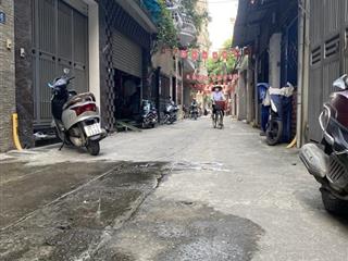 Bán nhà phố đội nhân, dt35m, 5 tầng dâb xây, ô tô vào nhà, kinh doanh