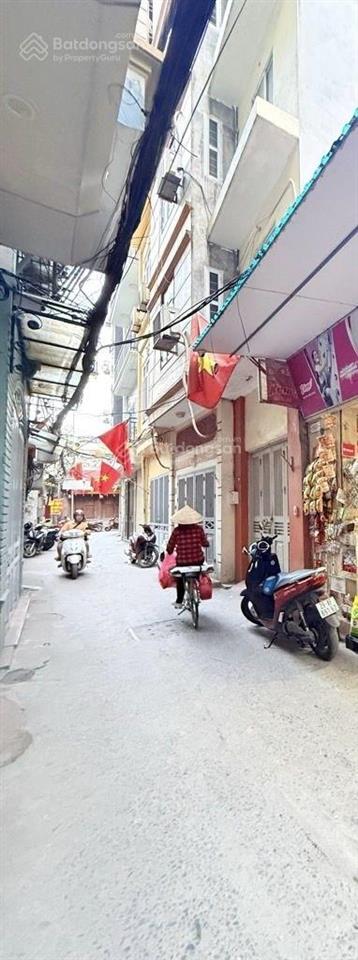 Bán nhà võ chí công, dt68m, mt4,2m, mặt ngõ kinh doanh, ô tô qua nhà.