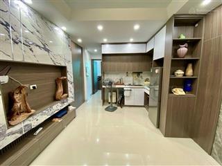 Bán nhà phố hoàng quốc việt, dt45m, 6 tầng thang máy, gần ô tô, gần phố.