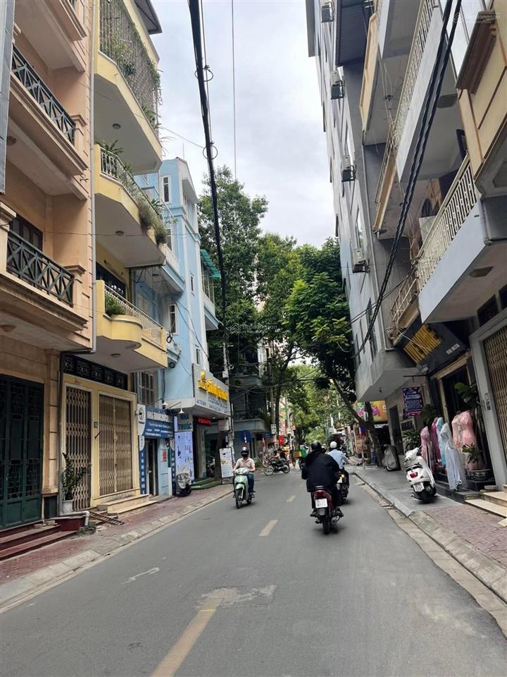 Bán nhà phố nghĩa đô, dt50m, phân lô ô tô tránh, vào nhà, kinh doanh.