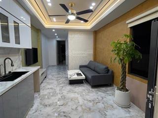 Bán nhà cầu giấy, dt68m, mặt ngõ kinh doanh, lô góc, ô tô tránh.
