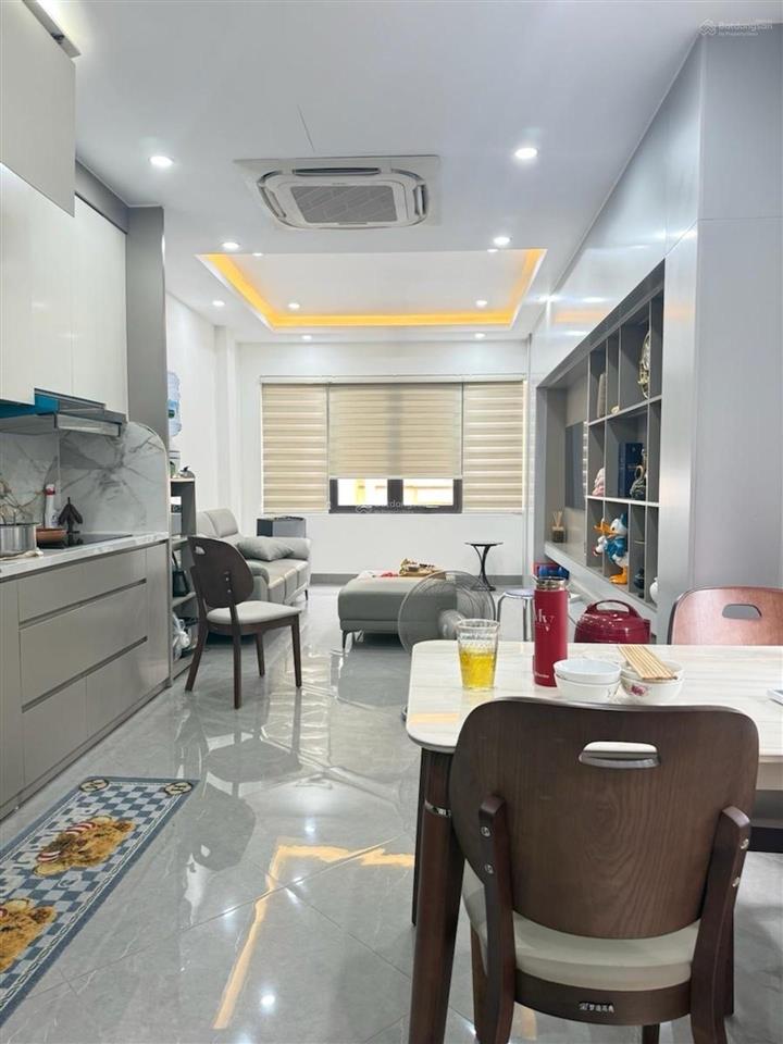 Bán nhà phố hồ tùng mậu, dt40m, 1 nhà ra phố, ô tô đõ cửa, 6 tầng thang máy, kinh doanh.