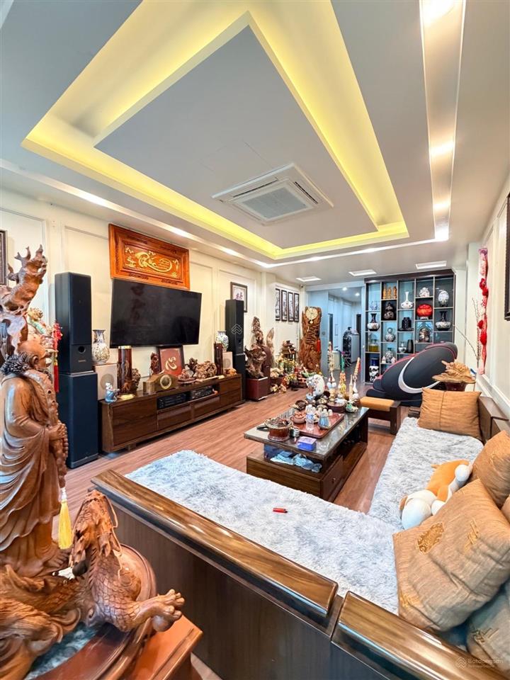 Bán nhà phố hoàng sâm, dt65m, phân lô, ô tô tránh, kinh doanh.