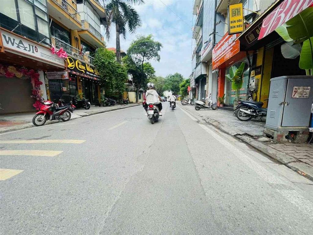 Bán đất phố hoàng ngân, dt80m, mt6m, lô góc, sát phố, ô tô, kinh doanh.