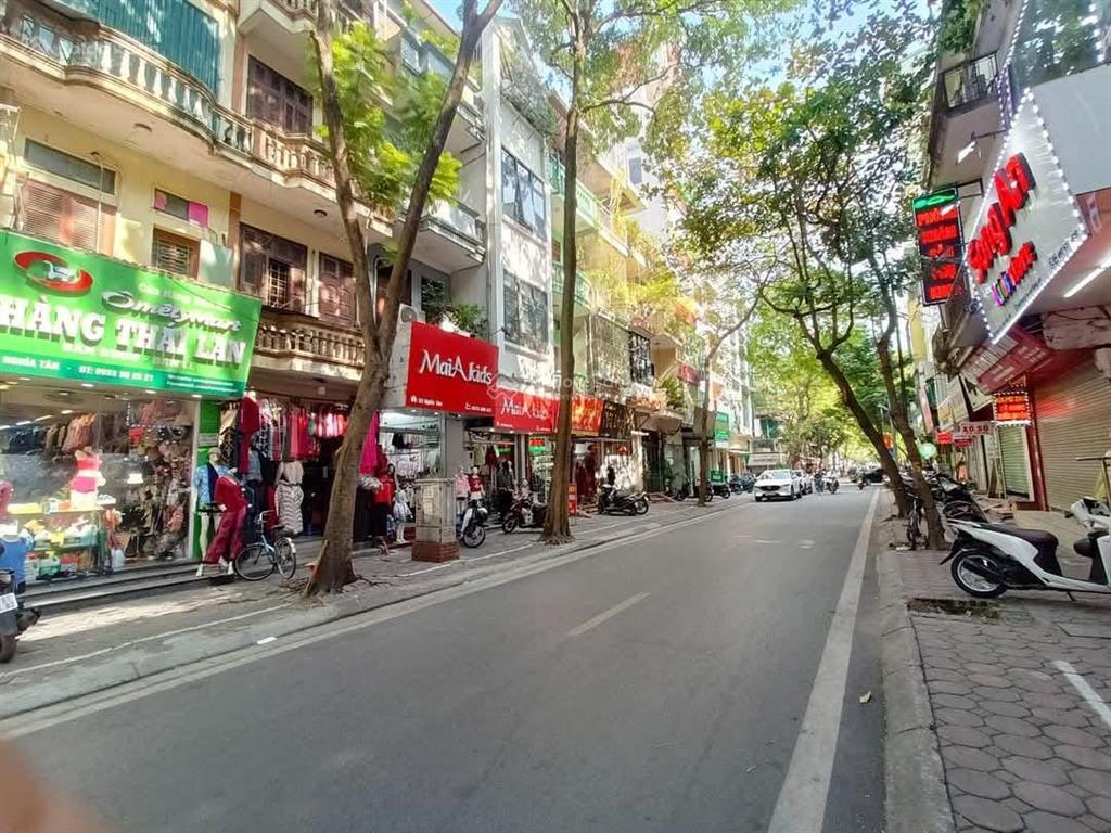 Bán nhà mặt phố nghĩa tân, dt65m, 8 tầng thang máy, kinh doanh