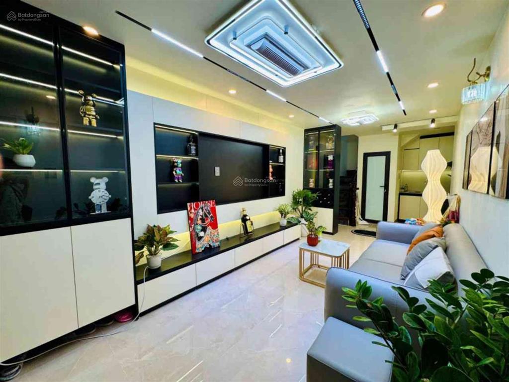 Bán nhà phố trích sài, dt 35m2, 6 tầng dân xây, gần hồ tây, ô tô tránh, ô chờ thang máy