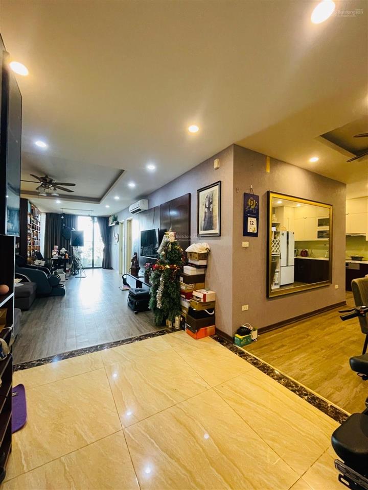 Bán căn hộ cao cấp tòa sunshine, vũ phạm hàm, lô góc, tầng cao, view công viên.