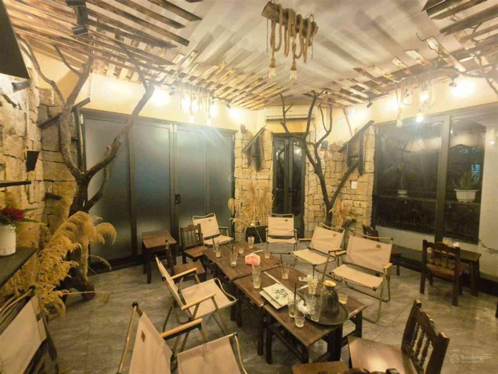 Bán nhà phố trung kính, dt 60m2, mt 5m? phân lô, 3 ô tô tránh, lô góc 2 mặt tiền, vỉa hè kinh doanh