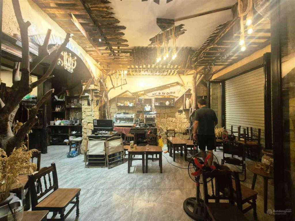 Bán nhà phố trung kính, dt 60m2, mt 5m? phân lô, 3 ô tô tránh, lô góc 2 mặt tiền, vỉa hè kinh doanh