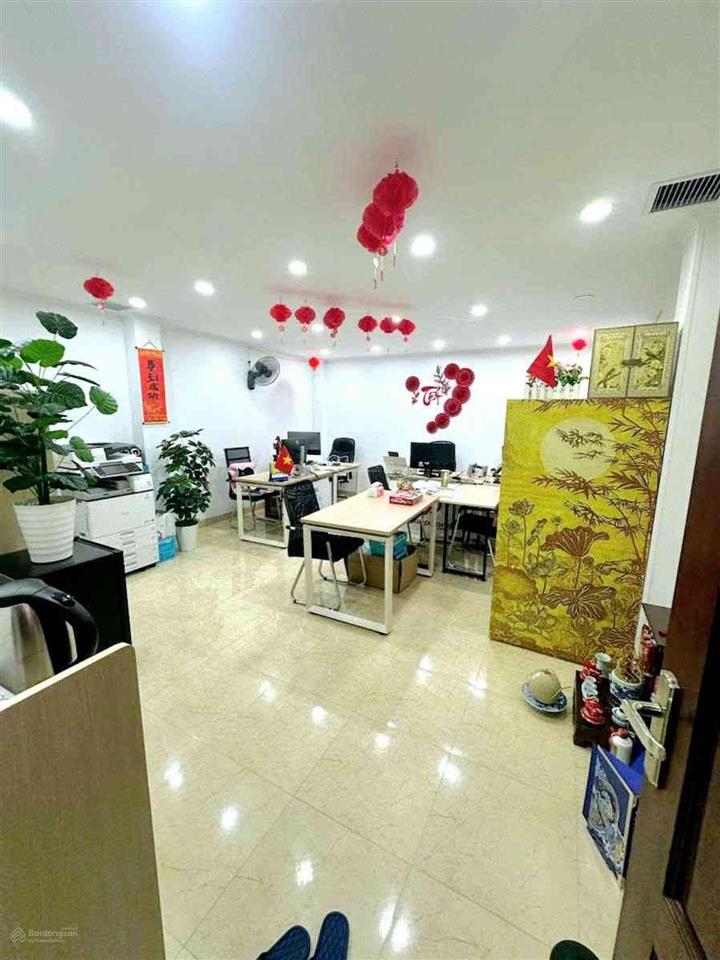 Bán nhà phố trung kính, dt86m, mt5,2m, 7 tầng thang máy, phân lô ô tô tránh, kinh doanh văn phòng
