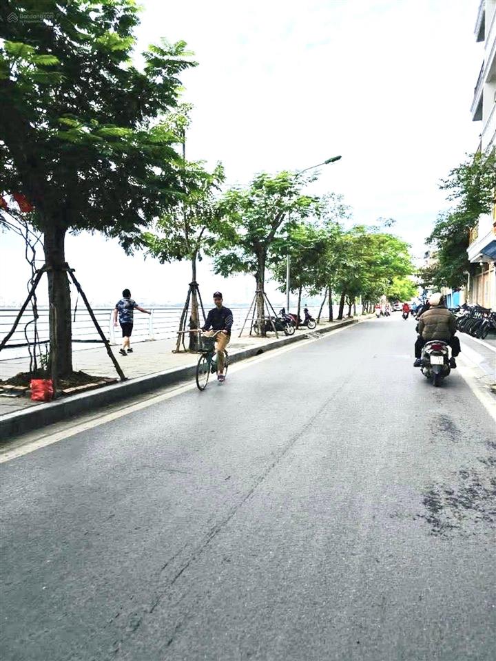 Bán nhà phố trích sài, dt40m, 6 tầng, gần hồ tây, 2 thoáng, full nội thất.