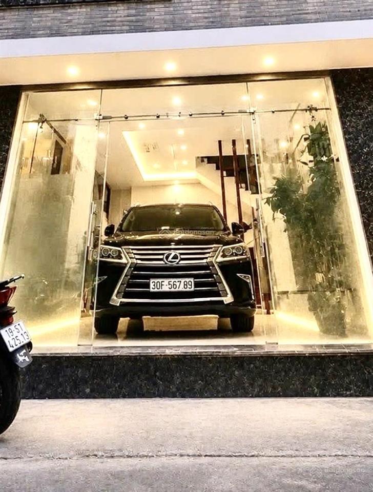 Bán nhà phố trần quốc hoàn, dt 38m, phân lô 2 mặt ngõ, ô tô vào nhà, kinh doanh
