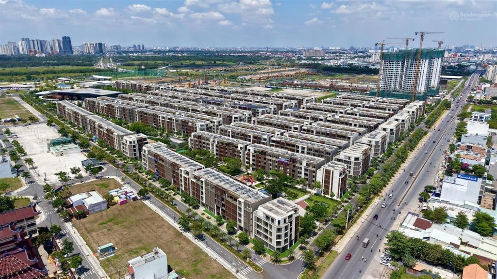 Hàng độc quyền 4pn 119m2 the global city cụm ct4 giá 15.725 tỷ.