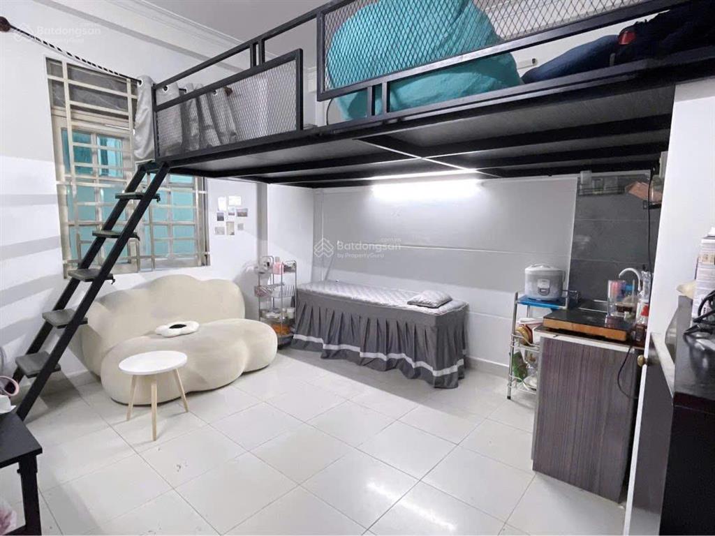 Duplex siêu rộng (34ng ở)  cửa sổ trời thoáng ngay ngã 5 chuồng cún