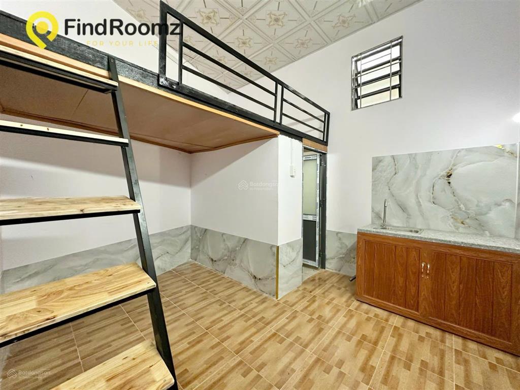 Trống sẵn duplex cửa sổ trời thoáng ngay trục phạm văn đồng