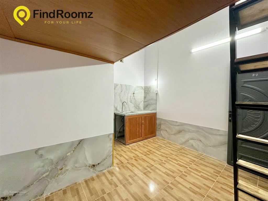 Trống sẵn duplex cửa sổ trời thoáng ngay trục phạm văn đồng