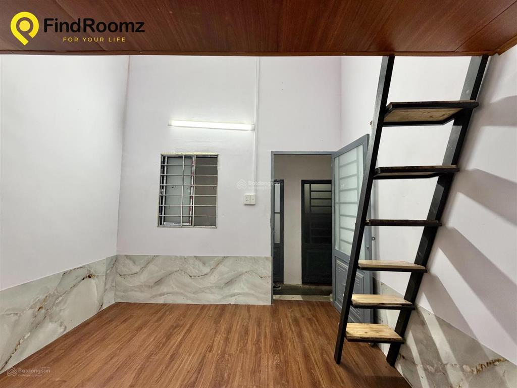 Trống sẵn duplex cửa sổ trời thoáng ngay trục phạm văn đồng