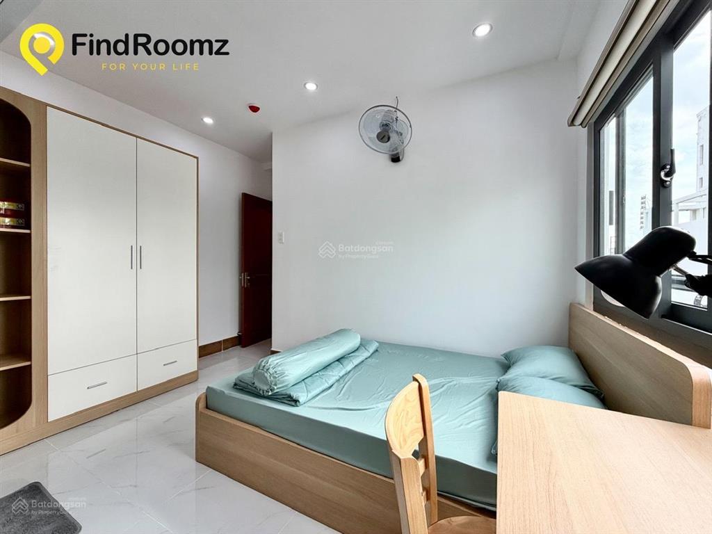 Cho thuê căn hộ dịch vụ new 100%  full nội thất ngay dương quảng hàm
