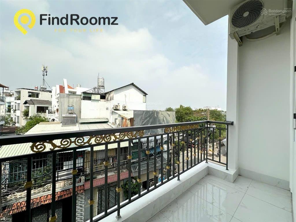 Trống sẵn duplex sạch sẽ, ban công, cửa sổ trời thoáng (sẵn máy lạnh)