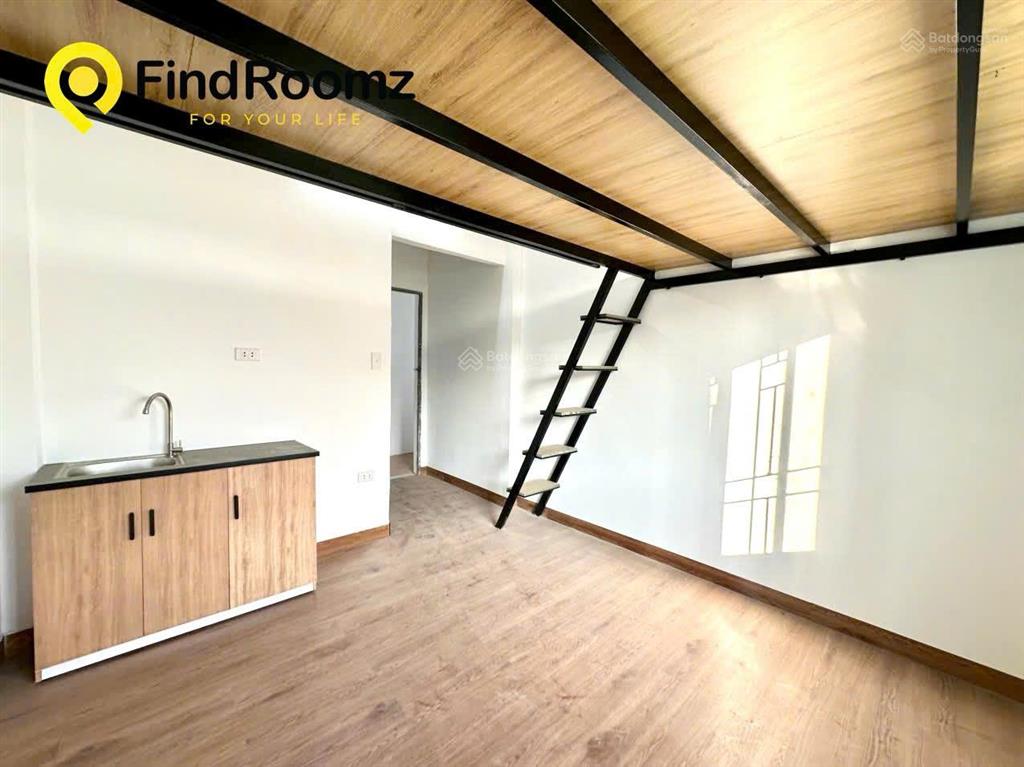 Trống sẵn duplex sẵn máy lạnh gần đại học văn lang cơ sở 3, ngay cầu sắt an phú đông