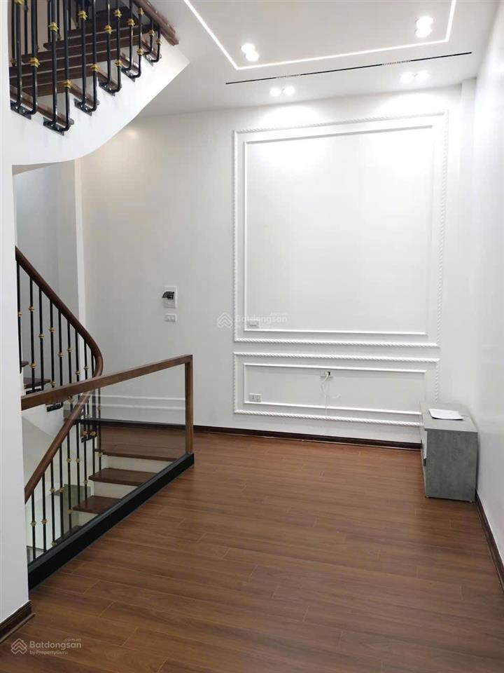 Bán nhà đẹp xuất sắc tại ngõ hoà bình, 8,5 tỷ, 43m2, 4 tầng, 3pn, 3wc