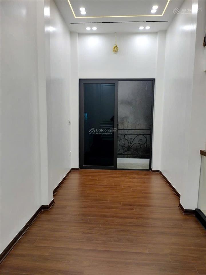 Bán nhà đẹp xuất sắc tại ngõ hoà bình, 8,5 tỷ, 43m2, 4 tầng, 3pn, 3wc