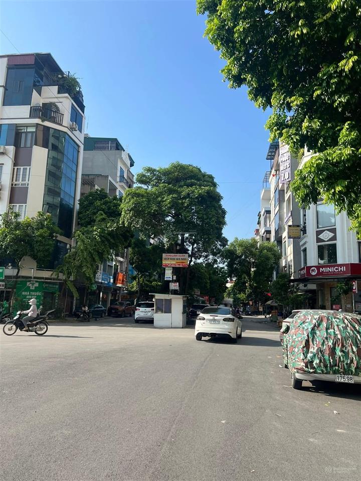 Bán nhà văn khê ,hà đông .phân lô dịch vụ ,50m 5 tầng kinh doanh bất chấp chỉ hơn 1
4 tỷ