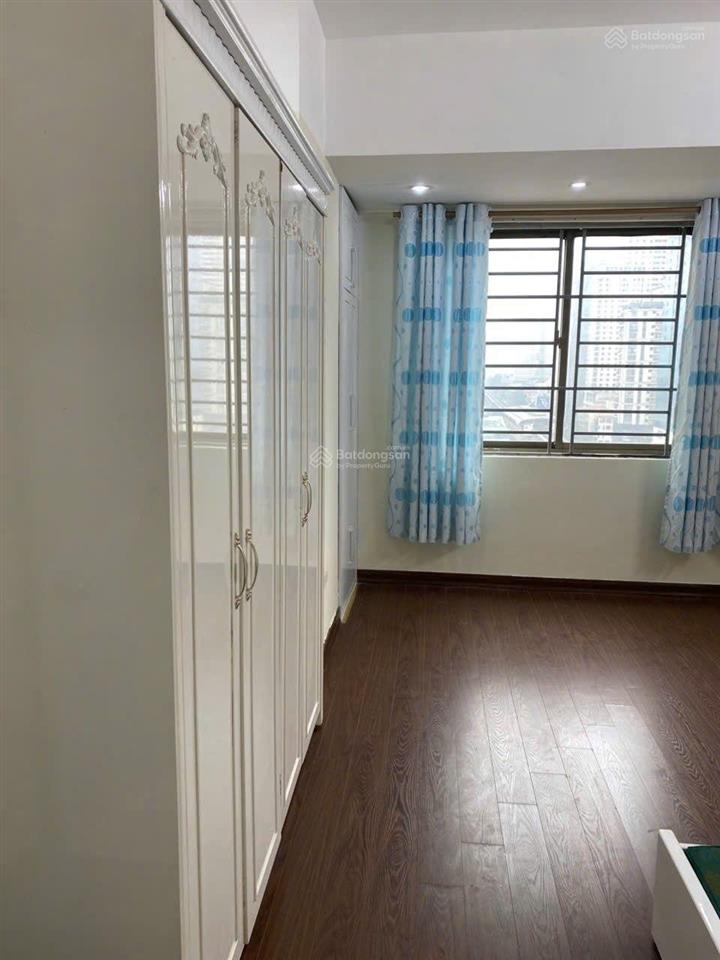 Cho thuê căn hộ chung cư 2pn,2wc,100m tại 131 trần phú,hà đông ,nhà đẹp 11 triệu/1 tháng